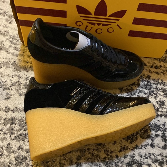 Gucci x Adidas Wedge Gazelle Sneaker - Picture 12 of 16